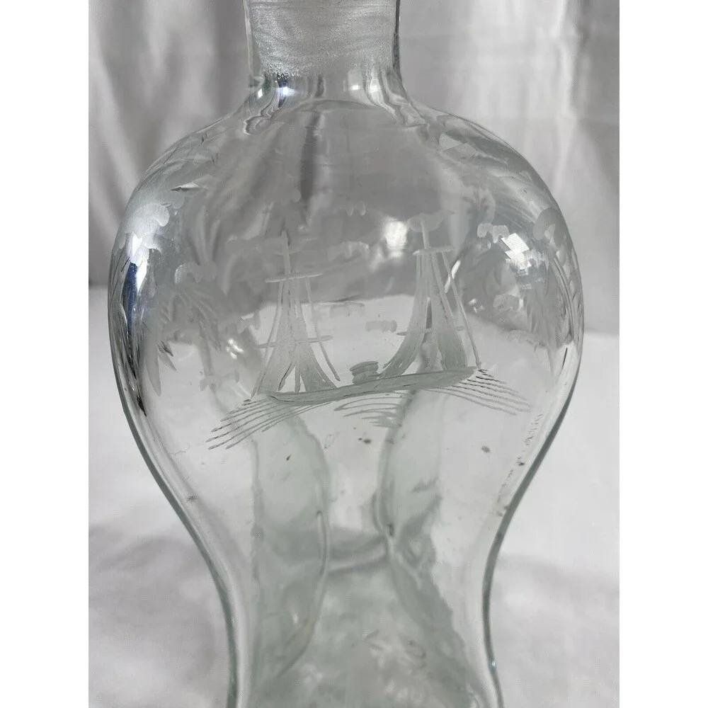 Vintage Etched Ships Kluk Kluk Decanter No Stopper #649 READ